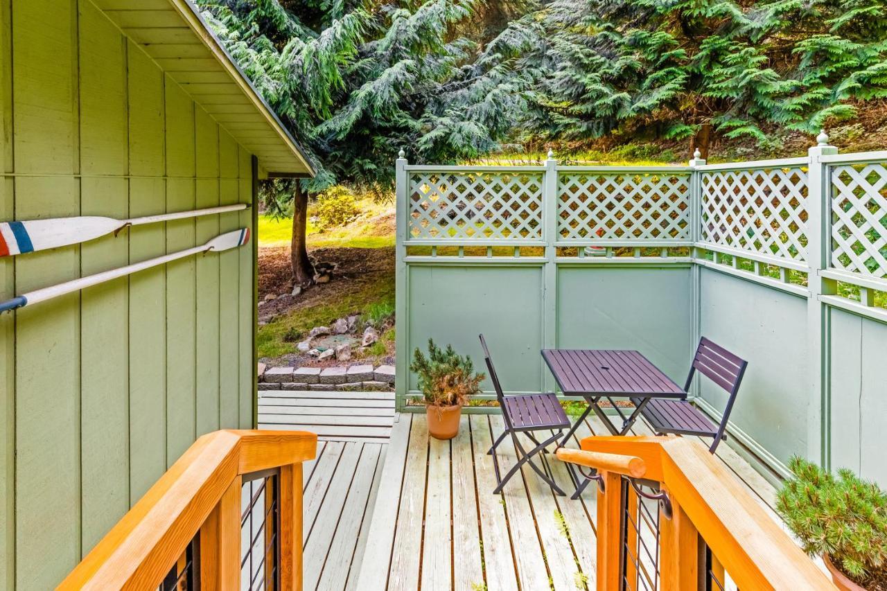 Tall Cedars Cabin By The Water Eastsound エクステリア 写真