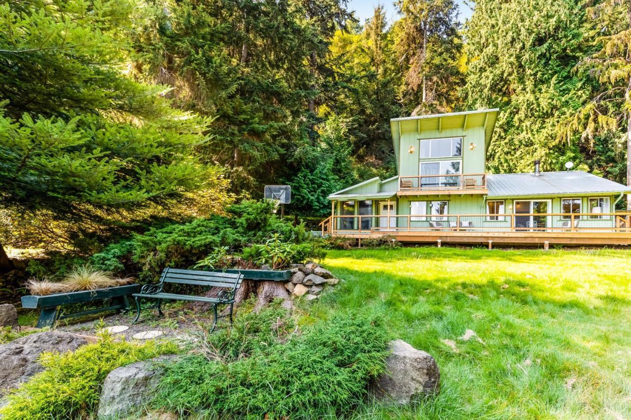 Tall Cedars Cabin By The Water Eastsound エクステリア 写真
